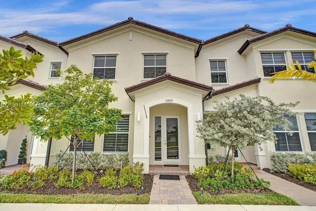 3 bedroom 2 bath Residential for sale at 12859 SW 243rd Ter, Homestead FL 33032