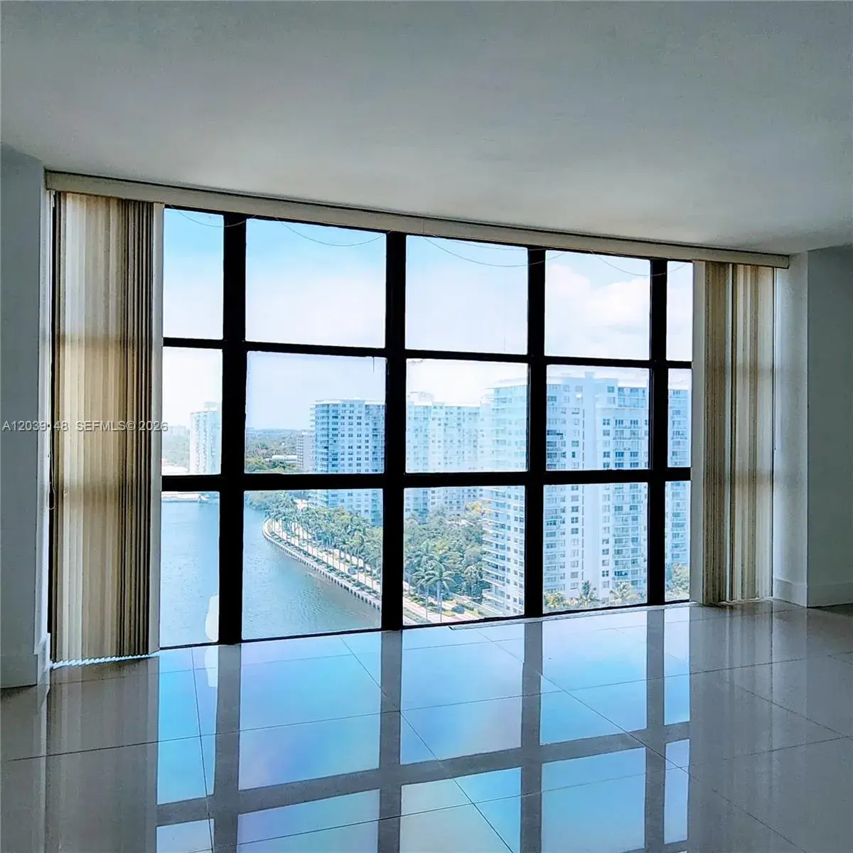 18181 NE 31st Ct # 1910, Aventura FL 33160