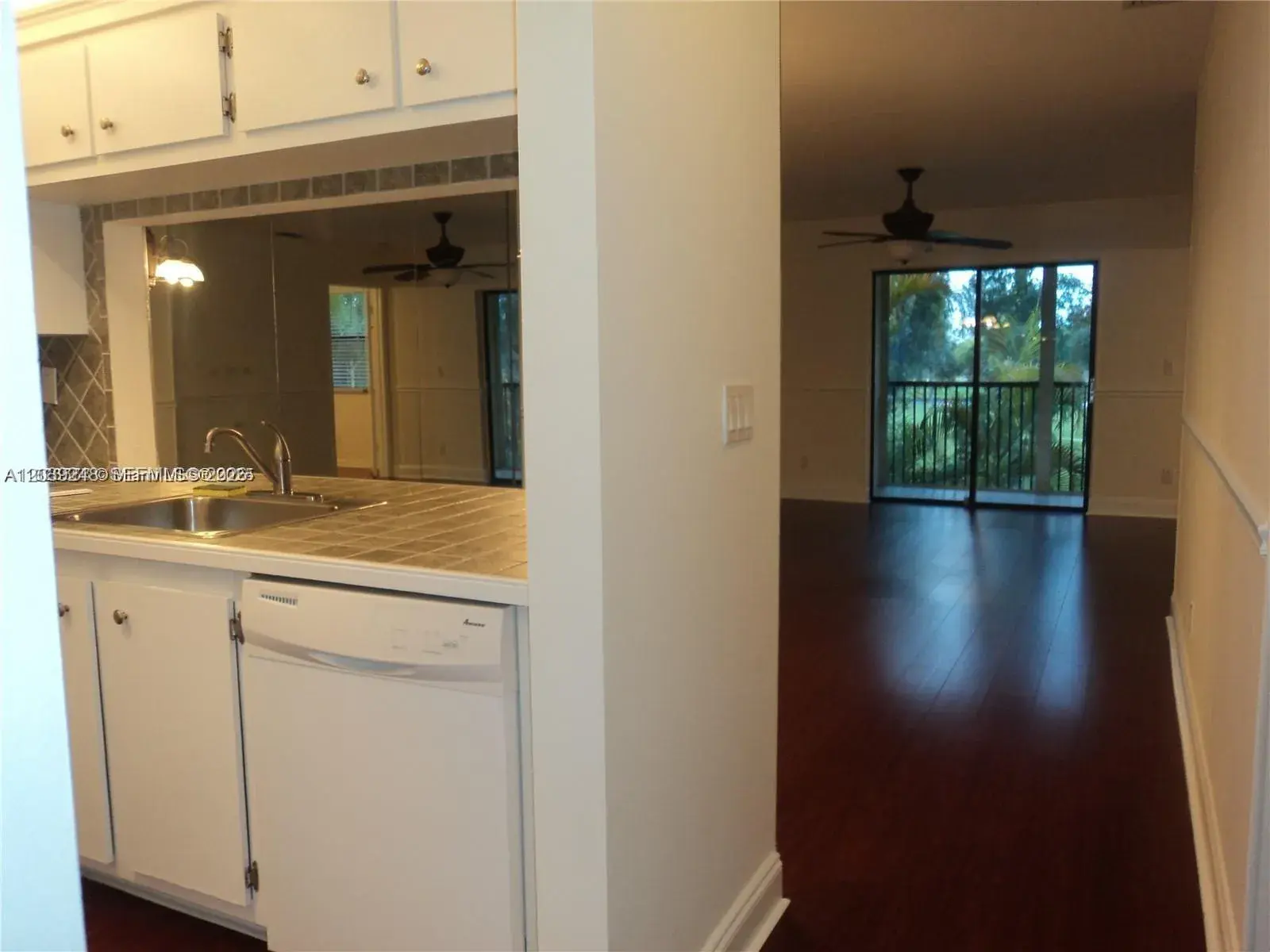10605 NW 11 St # 206, Hollywood FL 33026