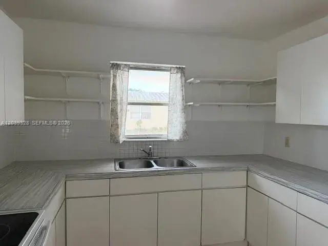 2128 Roosevelt St # 3, Hollywood FL 33020