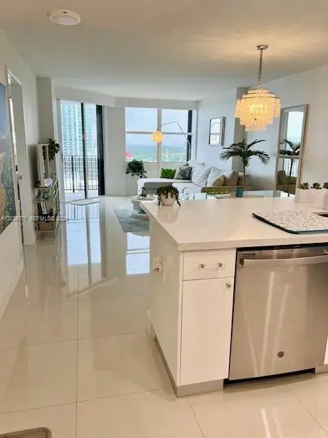 1901 BRICKELL AV # B2405, Miami FL 33129