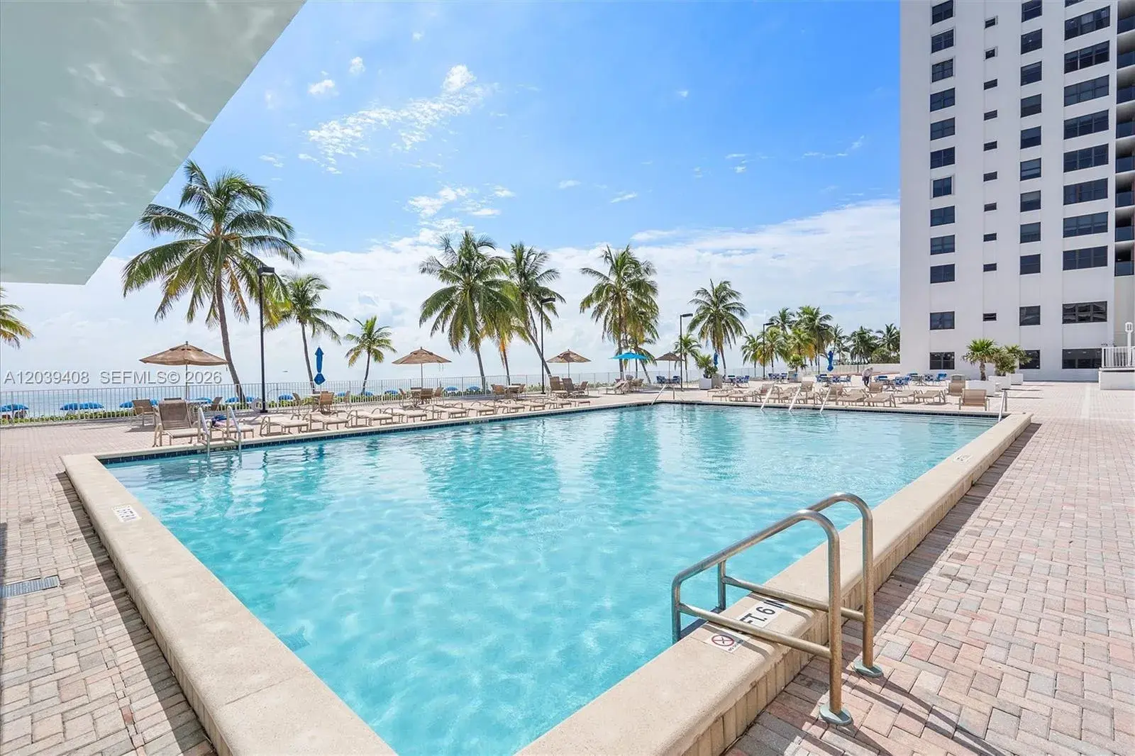 2301 S Ocean Dr # 1406, Hollywood FL 33019