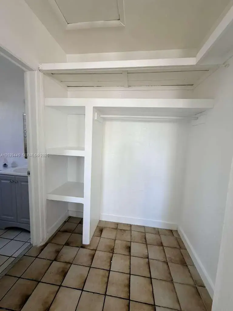 1844 Taft St # 5, Hollywood FL 33020