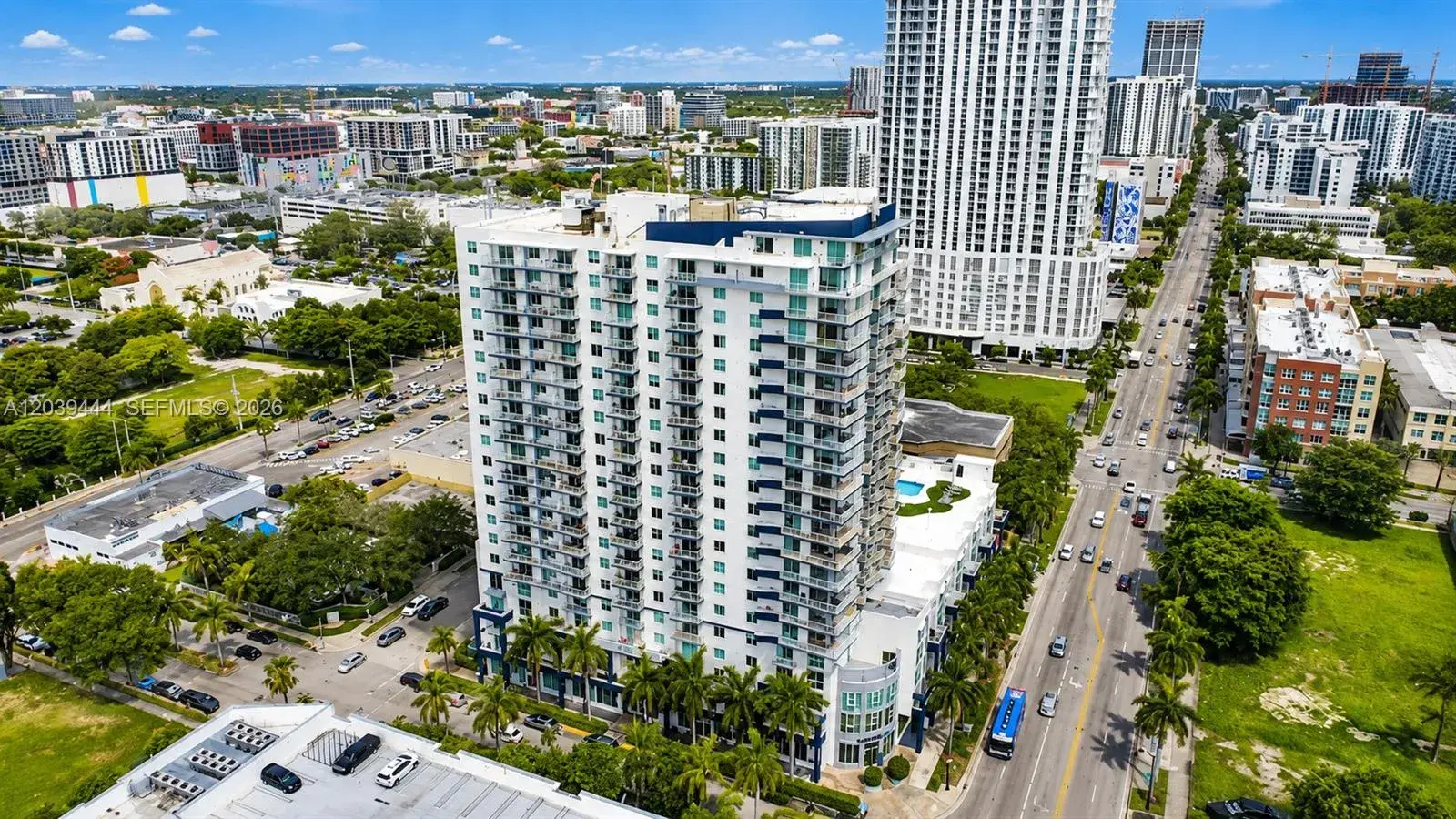 1 bedroom 1 bath Residential for sale at 275 NE 18th St # 504, Miami FL 33132