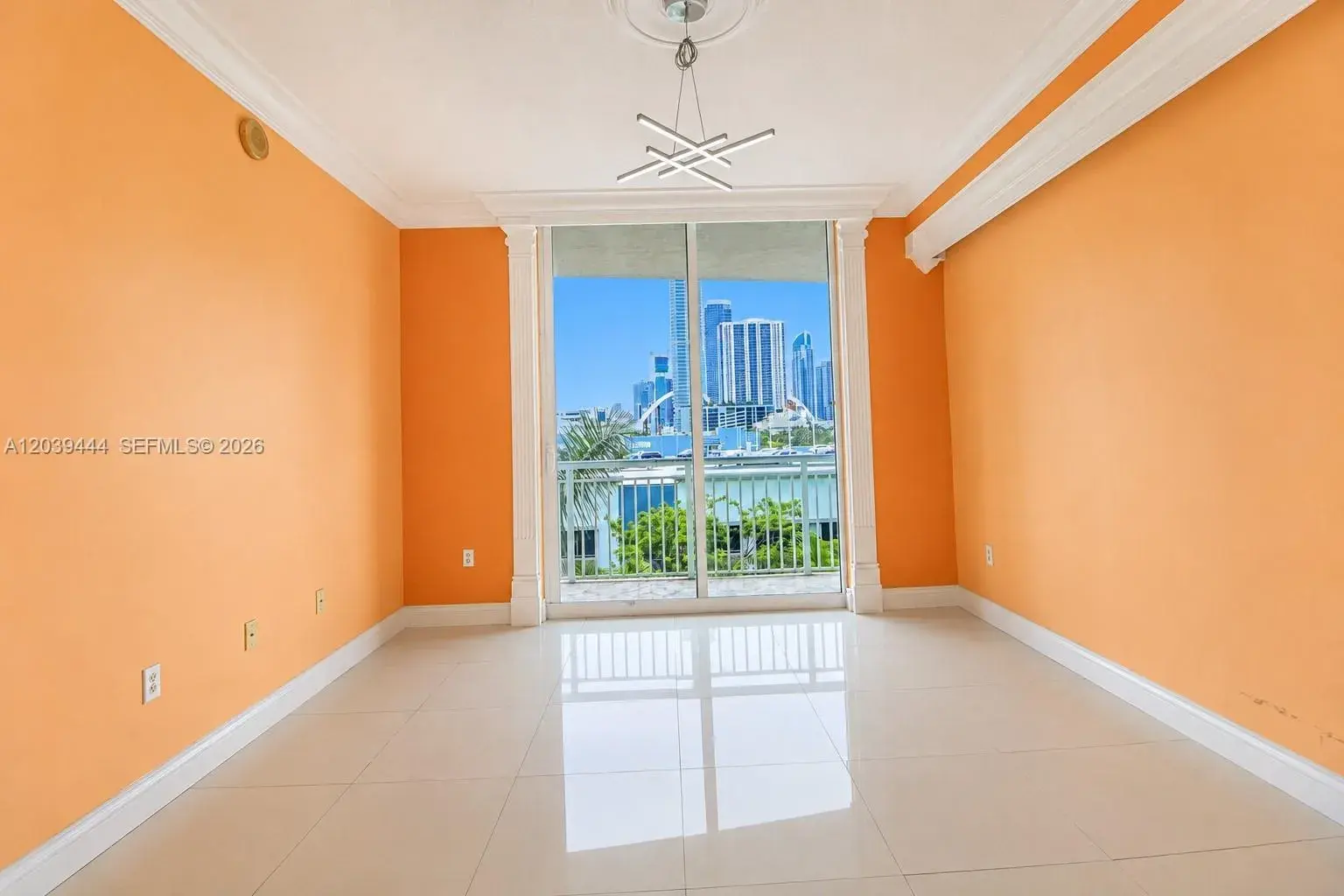275 NE 18th St # 504, Miami FL 33132