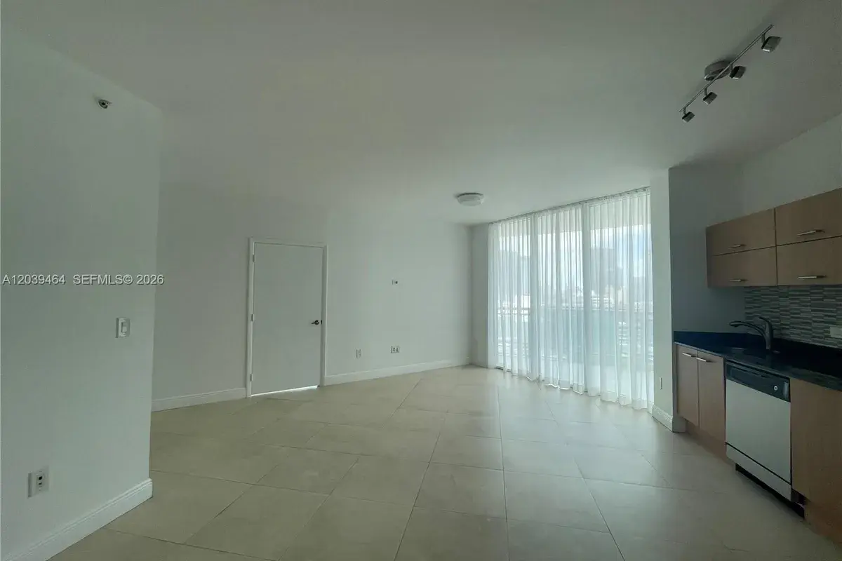 350 S Miami Ave # 1913, Miami FL 33130