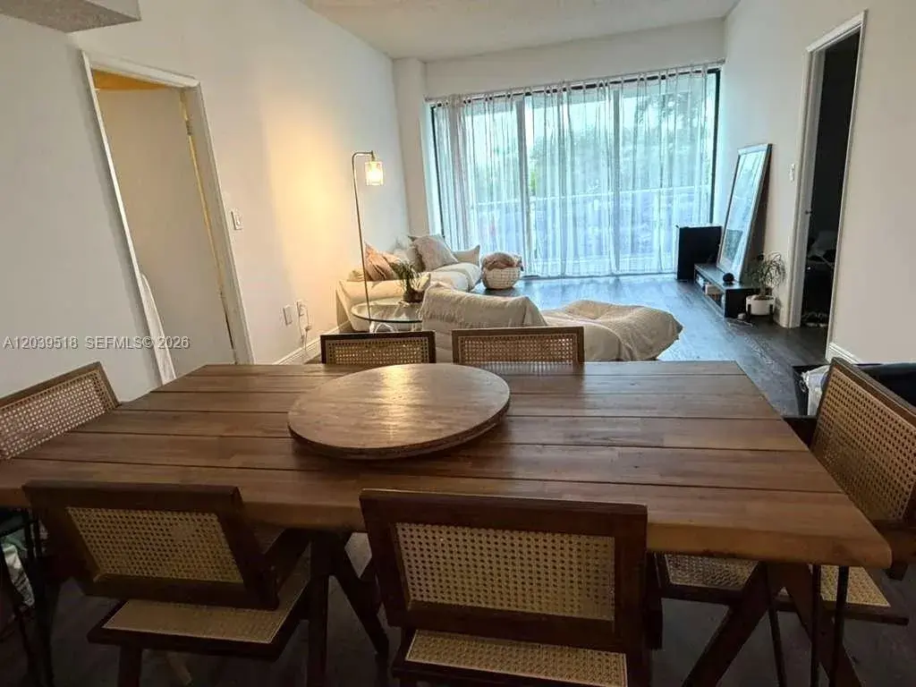 20515 E Country Club Dr # 142, Aventura FL 33180