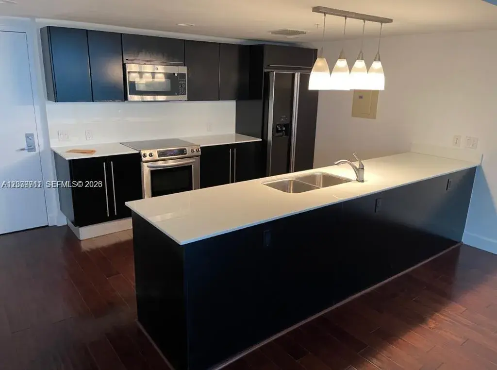 1 bedroom 1 bath Residential Lease for rent at 665 NE 25th St # 1102, Miami FL 33137