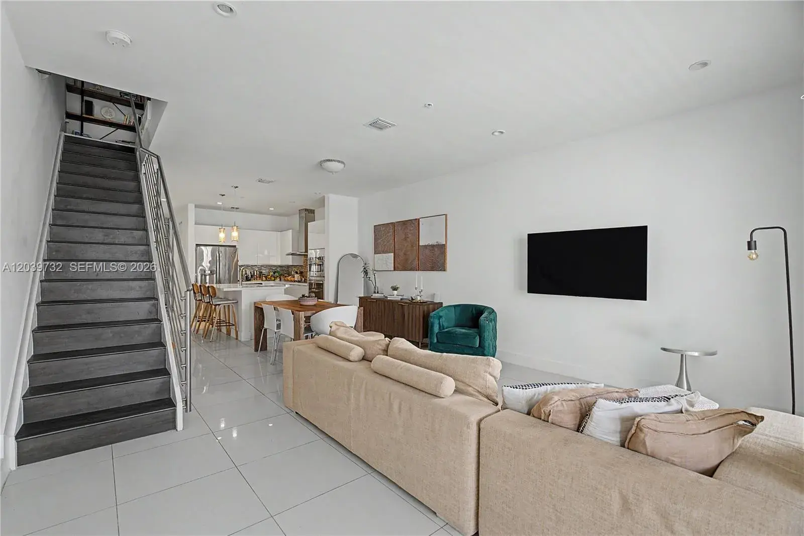 10260 NW 63 Terrace # 213, Miami FL 33178