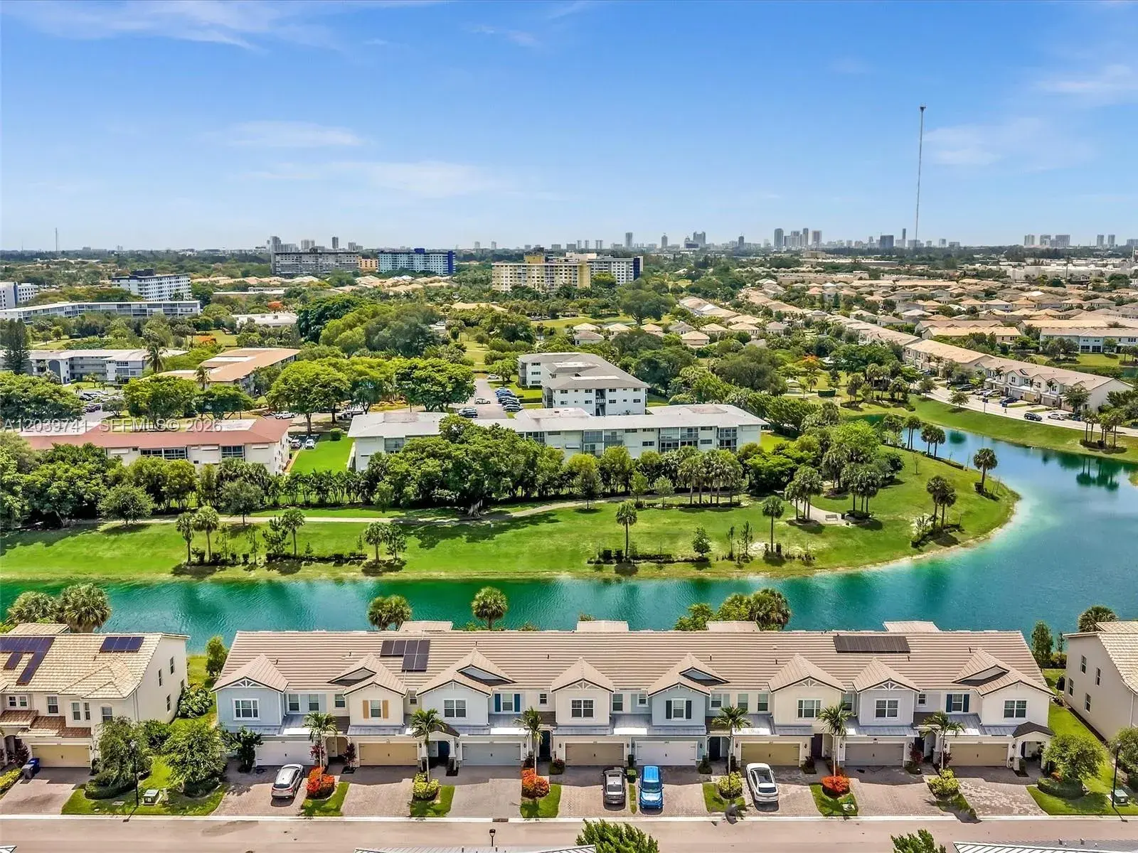 3 bedroom 2 bath for sale at 1183 Eucalyptus Dr, Hollywood FL 33021