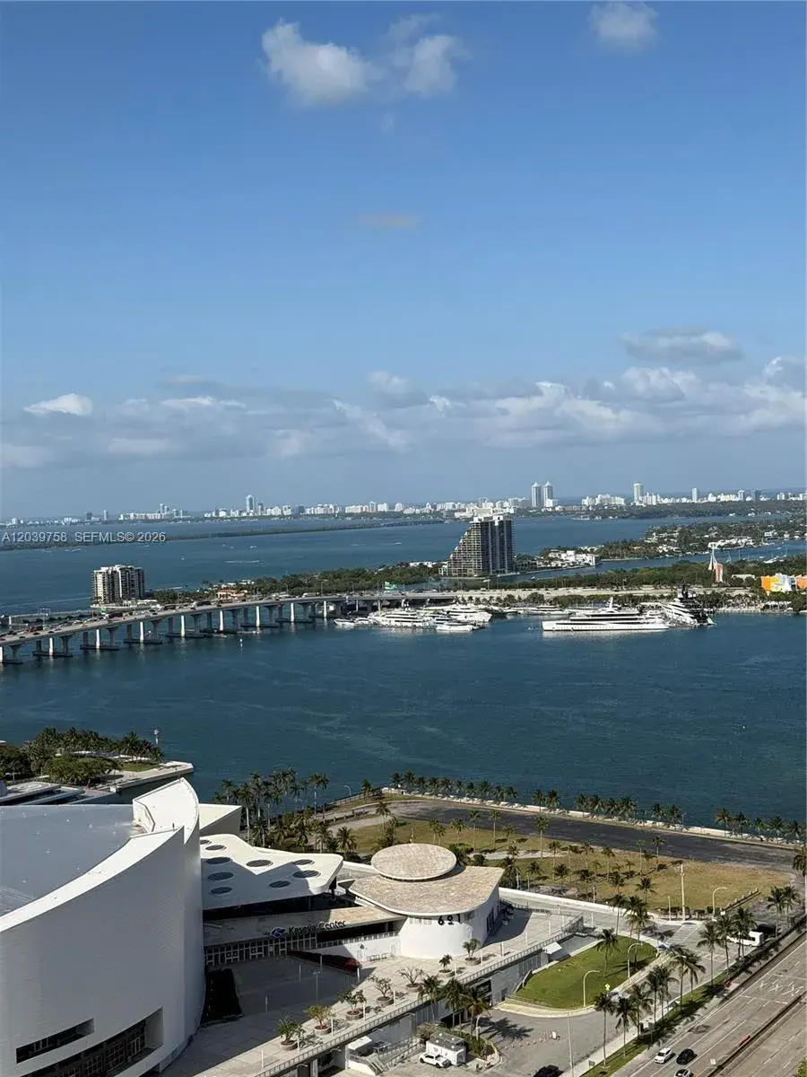 398 NE 5th St # 2805, Miami FL 33132