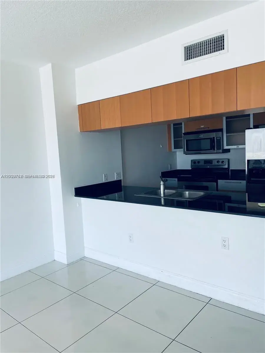 1750 N Bayshore Dr # 2112, Miami FL 33132