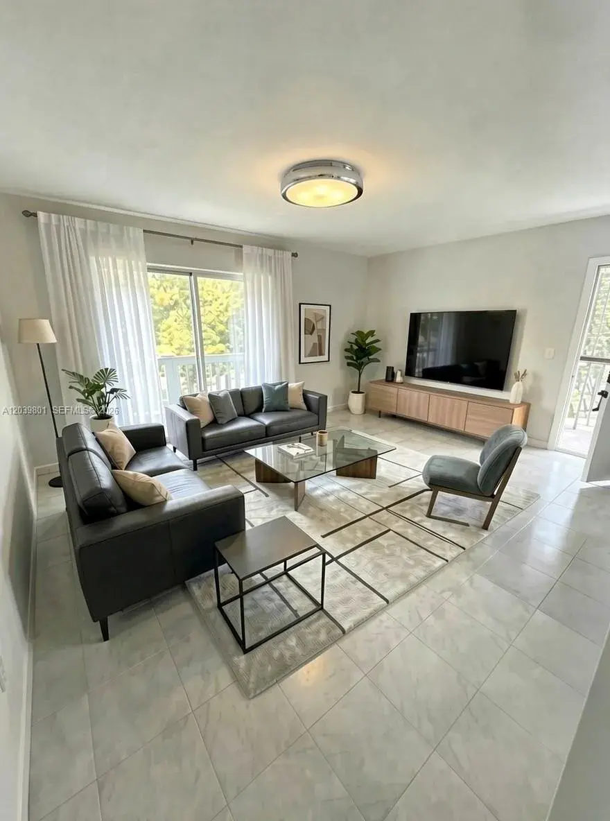 22 SW 55th Ave Rd # 22, Miami FL 33134