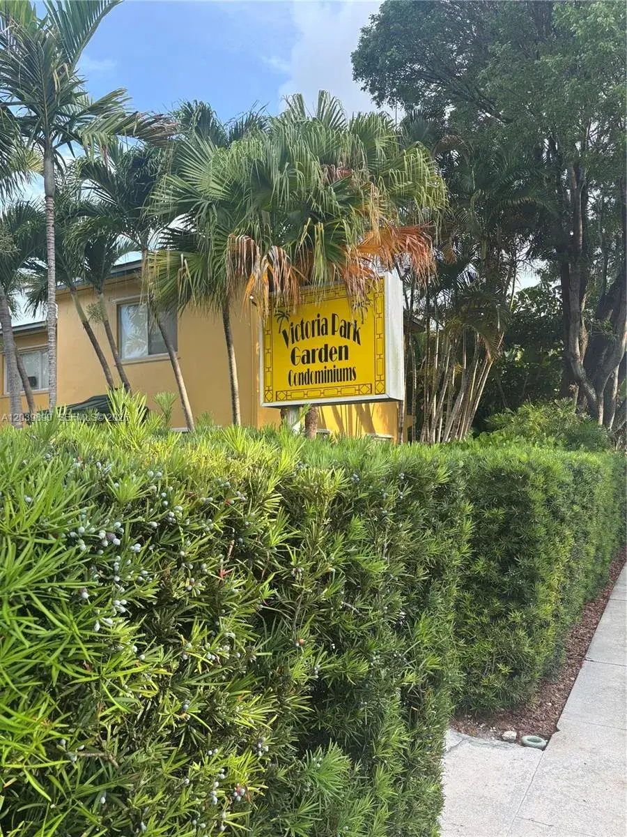 2 bedroom 1 bath Residential Lease for rent at 719 NE 16th Ave # 719B, Fort Lauderdale FL 33304