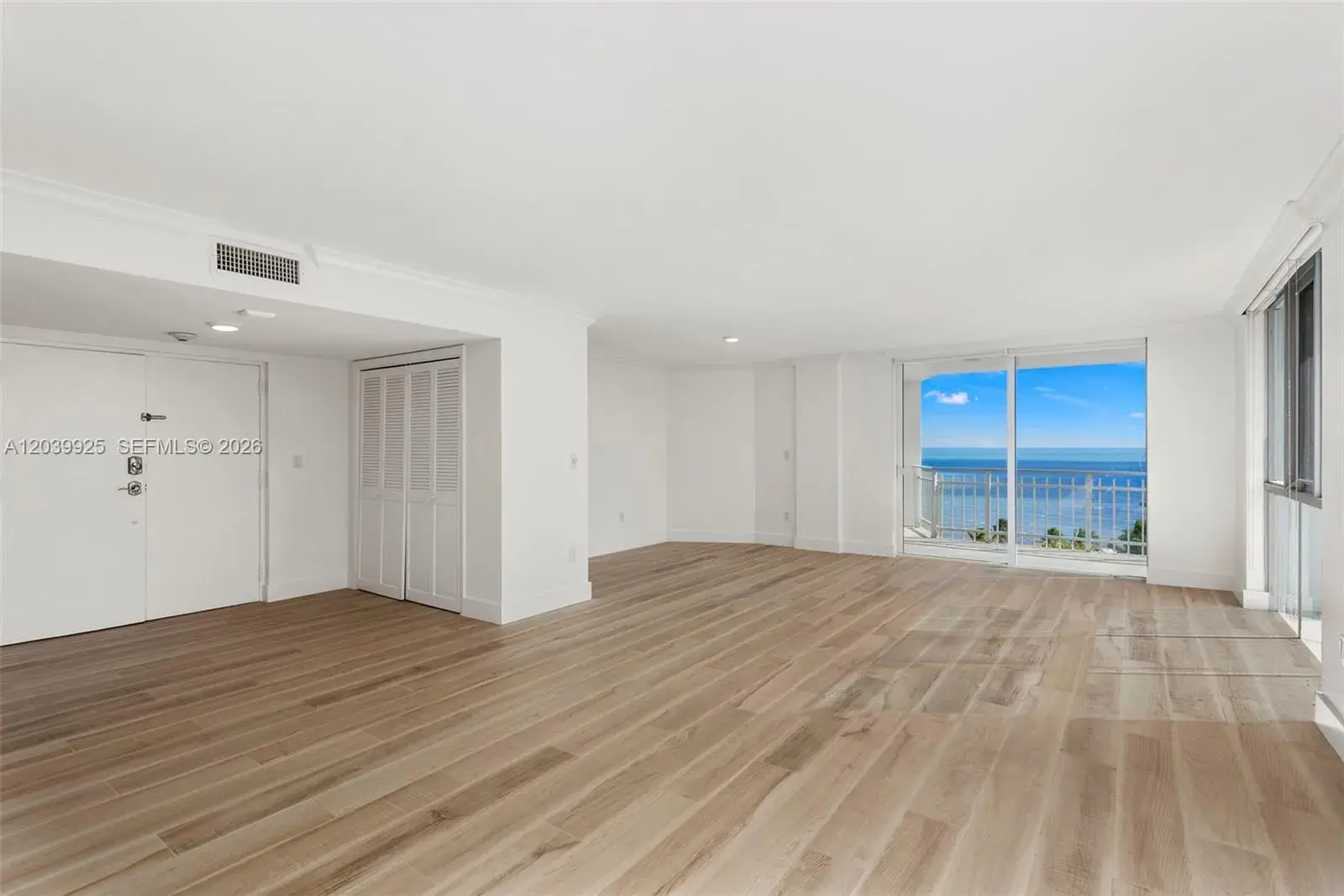 3 bedroom 3 bath for sale at 600 Grapetree Dr, Key Biscayne FL 33149