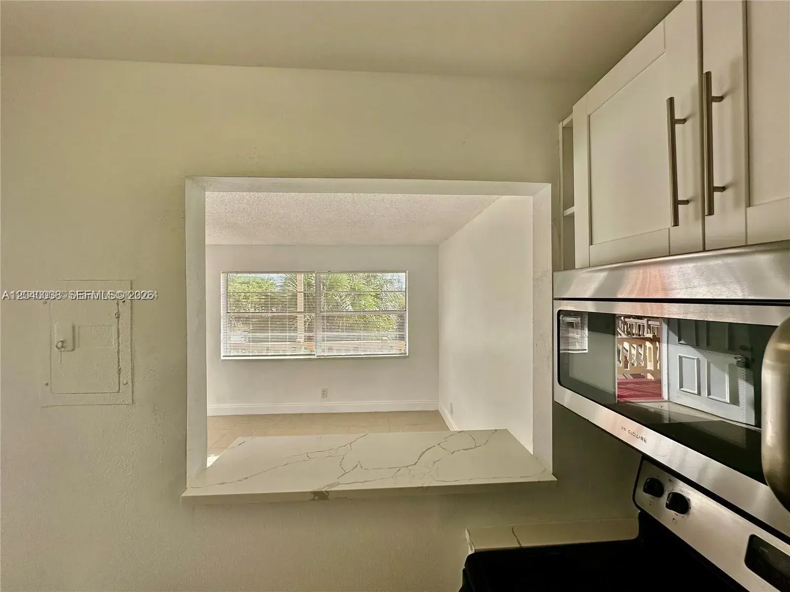241 SE 9th Ave # 207, Pompano Beach FL 33060