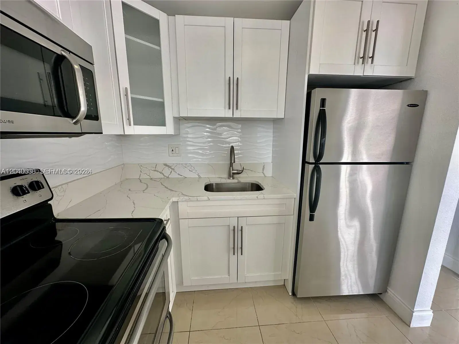 241 SE 9th Ave # 207, Pompano Beach FL 33060