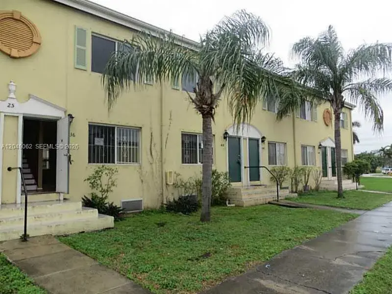 2 bedroom 1 bath Residential for sale at 436 NW 84th Ter # 436, Miami FL 33150