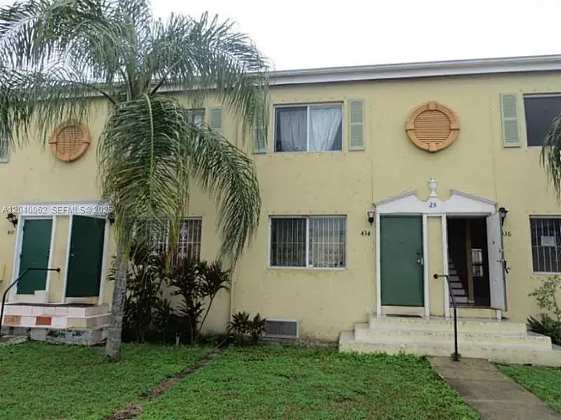 436 NW 84th Ter # 436, Miami FL 33150