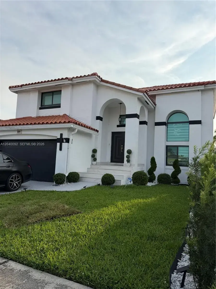 854 NW 132nd Ct, Miami FL 33182