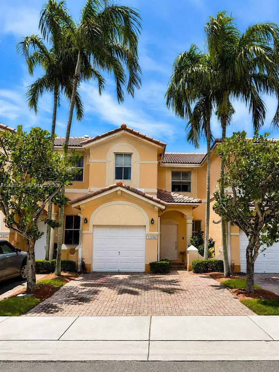 3 bedroom 2 bath Residential for sale at 12488 SW 122nd St, Miami FL 33186