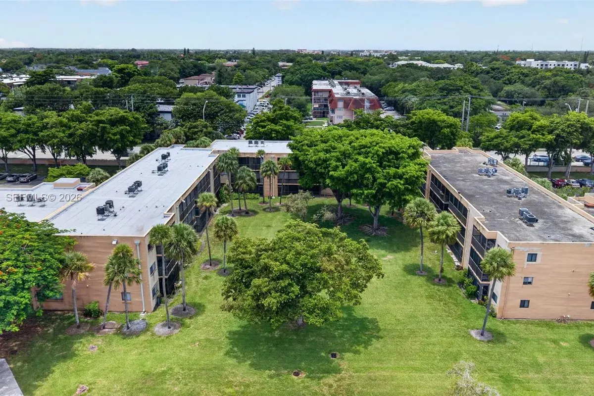 8415 SW 107th Ave # 240W, Miami FL 33173