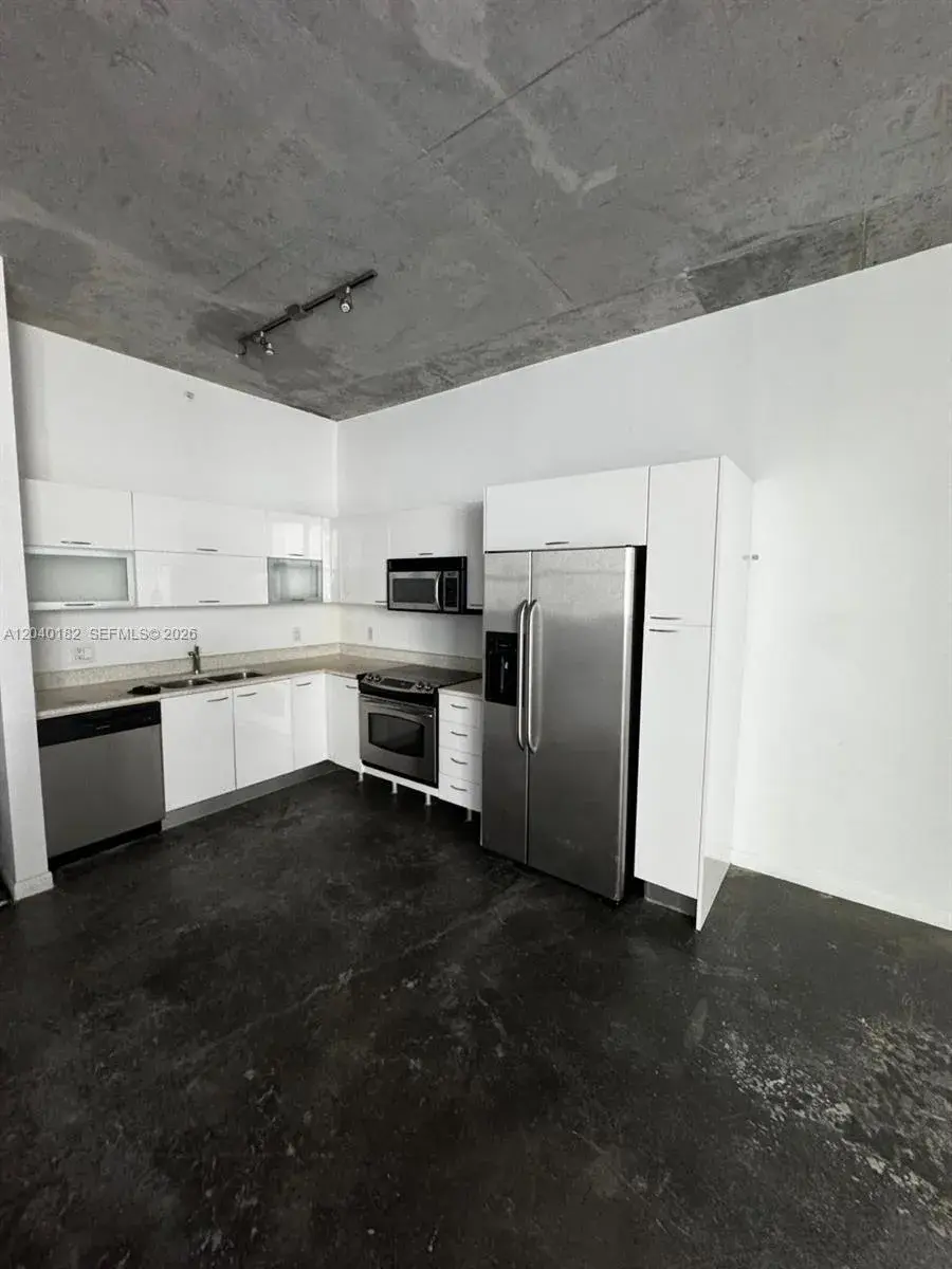 133 NE 2nd Ave # 904, Miami FL 33132