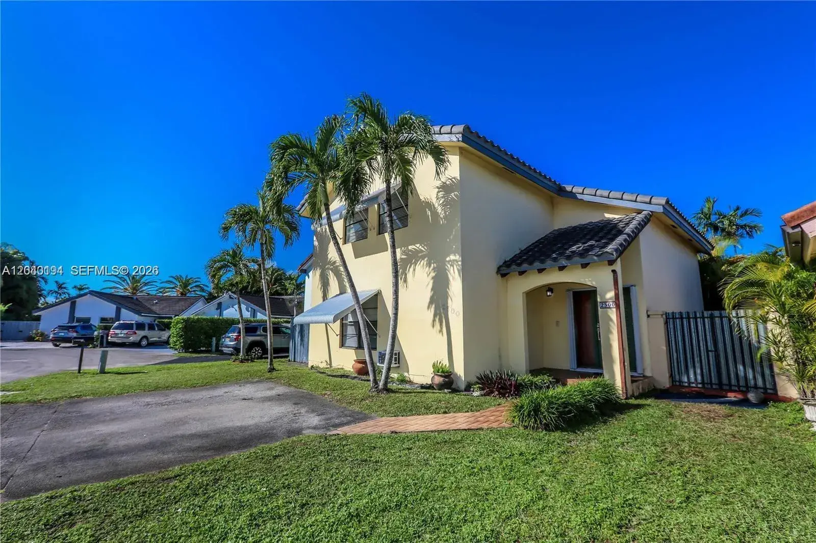4 bedroom 3 bath Residential for sale at 2500 SW 113th Ct, Miami FL 33165