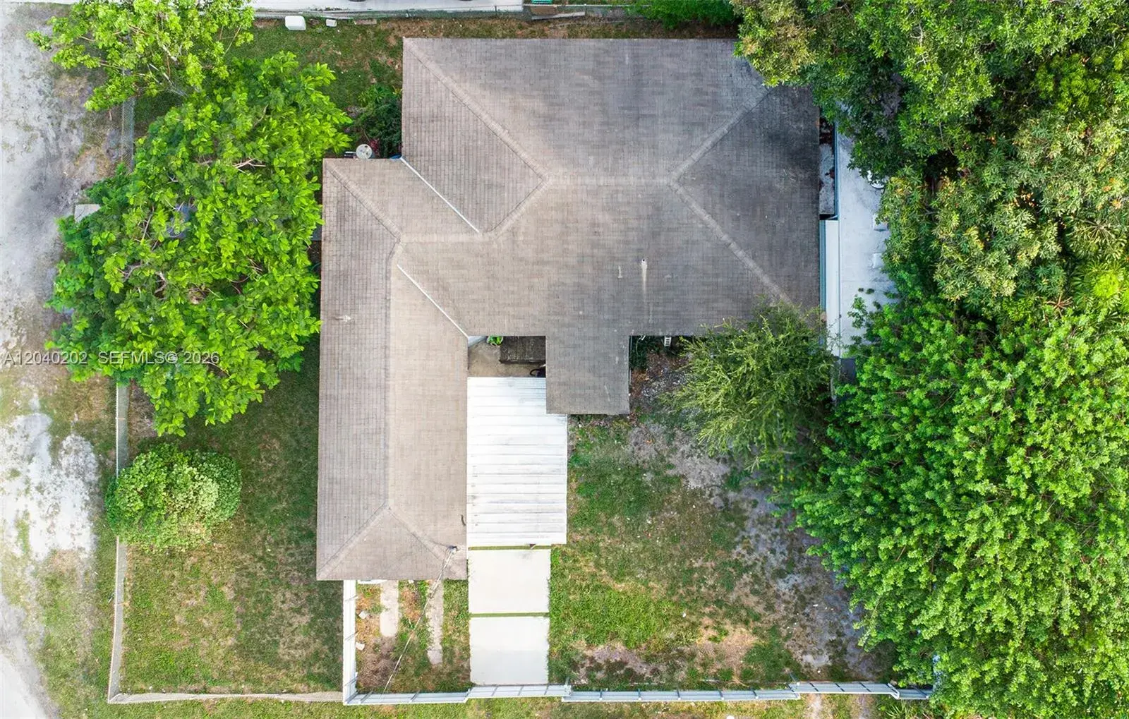 7190 NW 21st Ave, Miami FL 33147