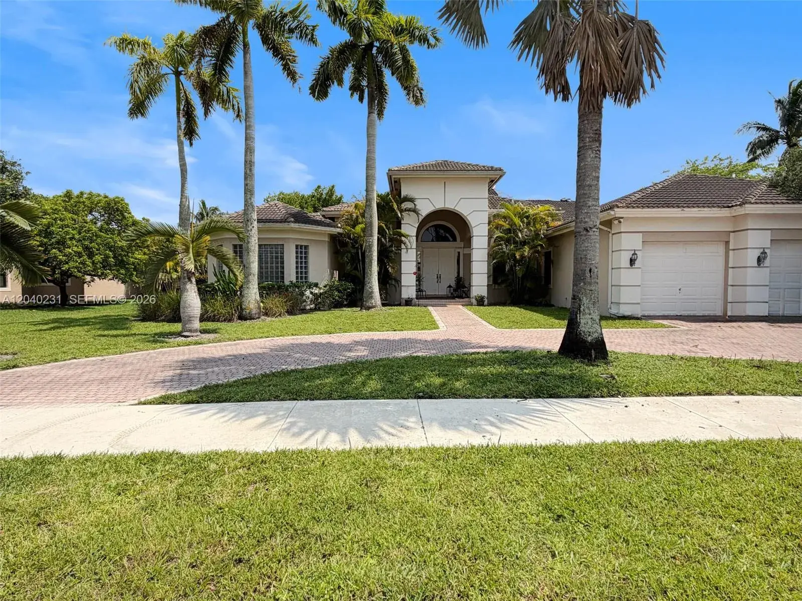 15298 SW 34th St, Davie FL 33331