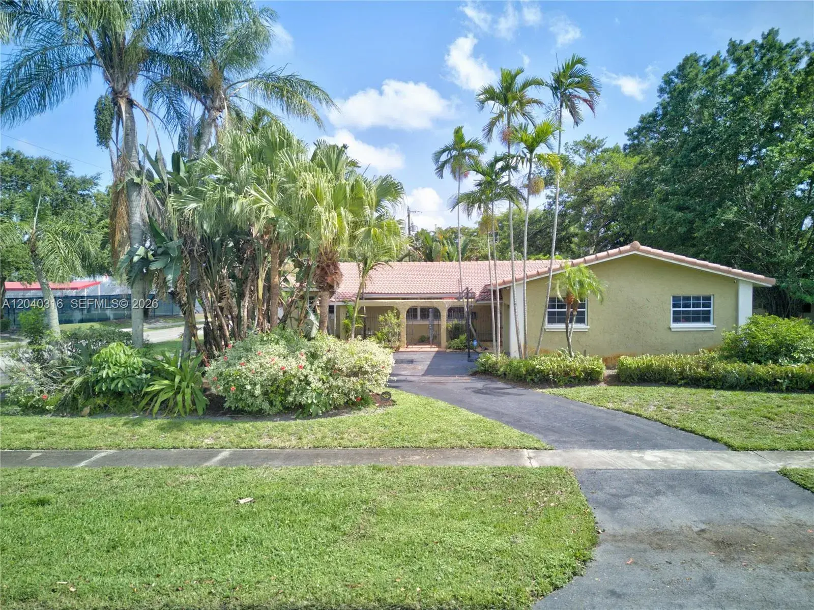 3 bedroom 2 bath Residential for sale at 5300 Fillmore St, Hollywood FL 33021