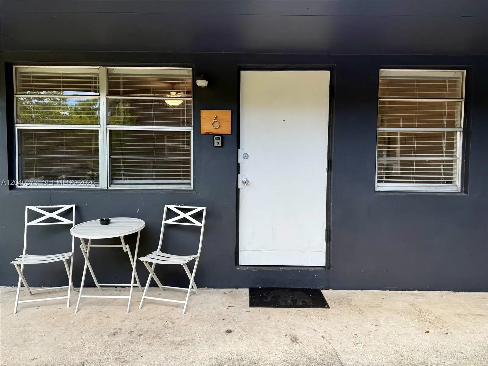 1 bedroom 1 bath Residential Lease for rent at 1415 SW 1st St # 6, Fort Lauderdale FL 33315