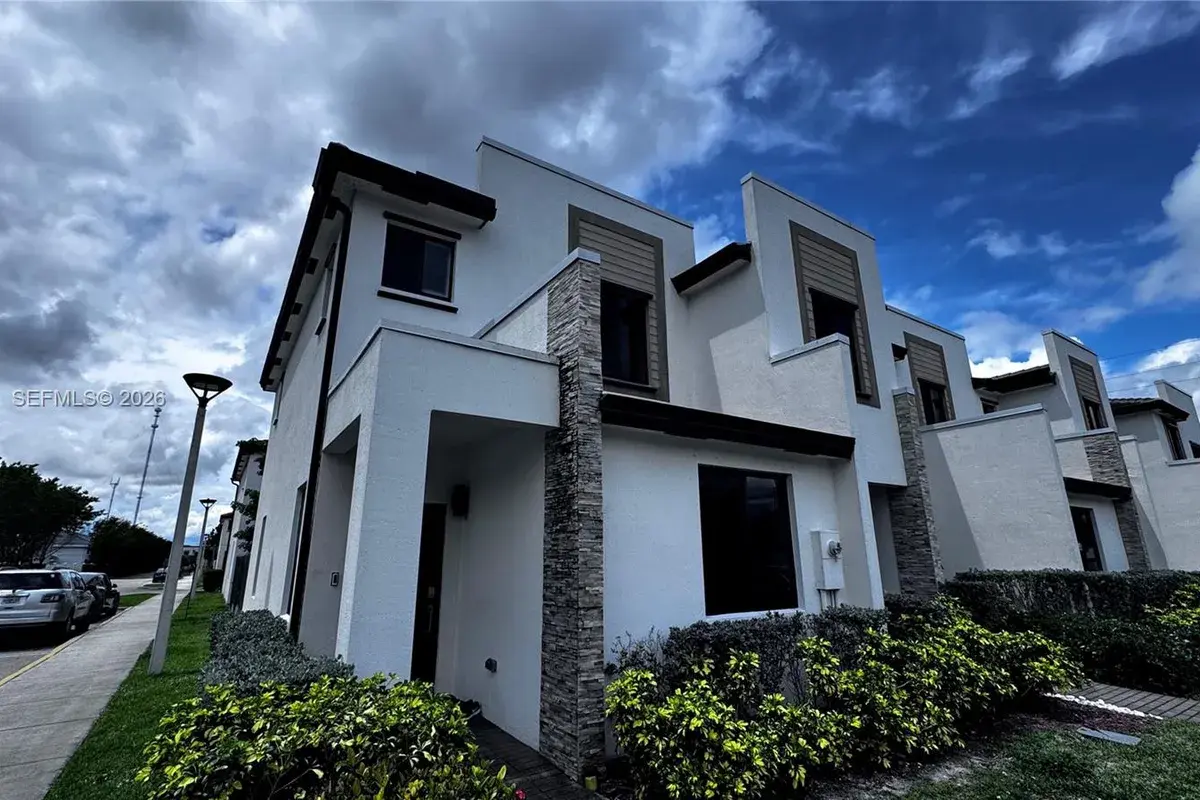 21404 NE 3rd Path, Miami FL 33179