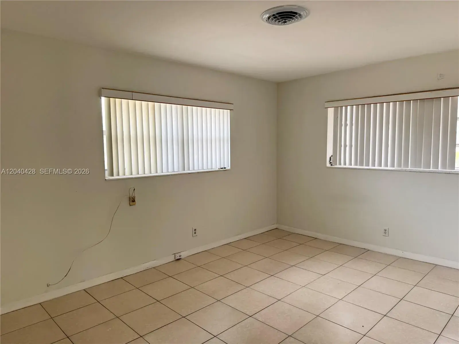 2801 NE 49th St # 7, Fort Lauderdale FL 33308