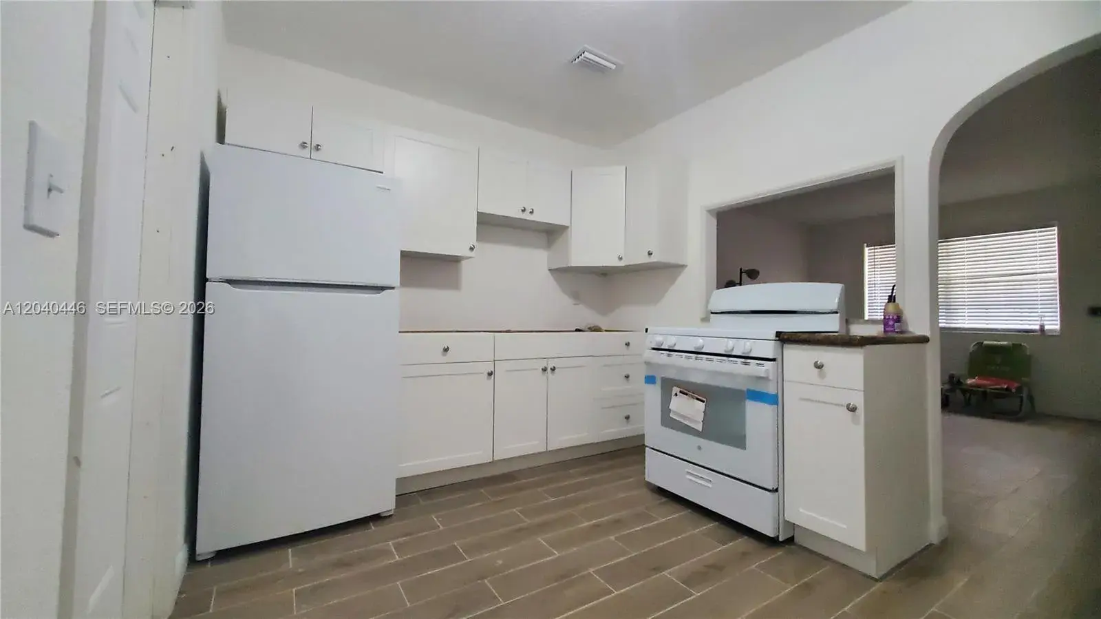905 SW 4th Ter, Hallandale Beach FL 33009