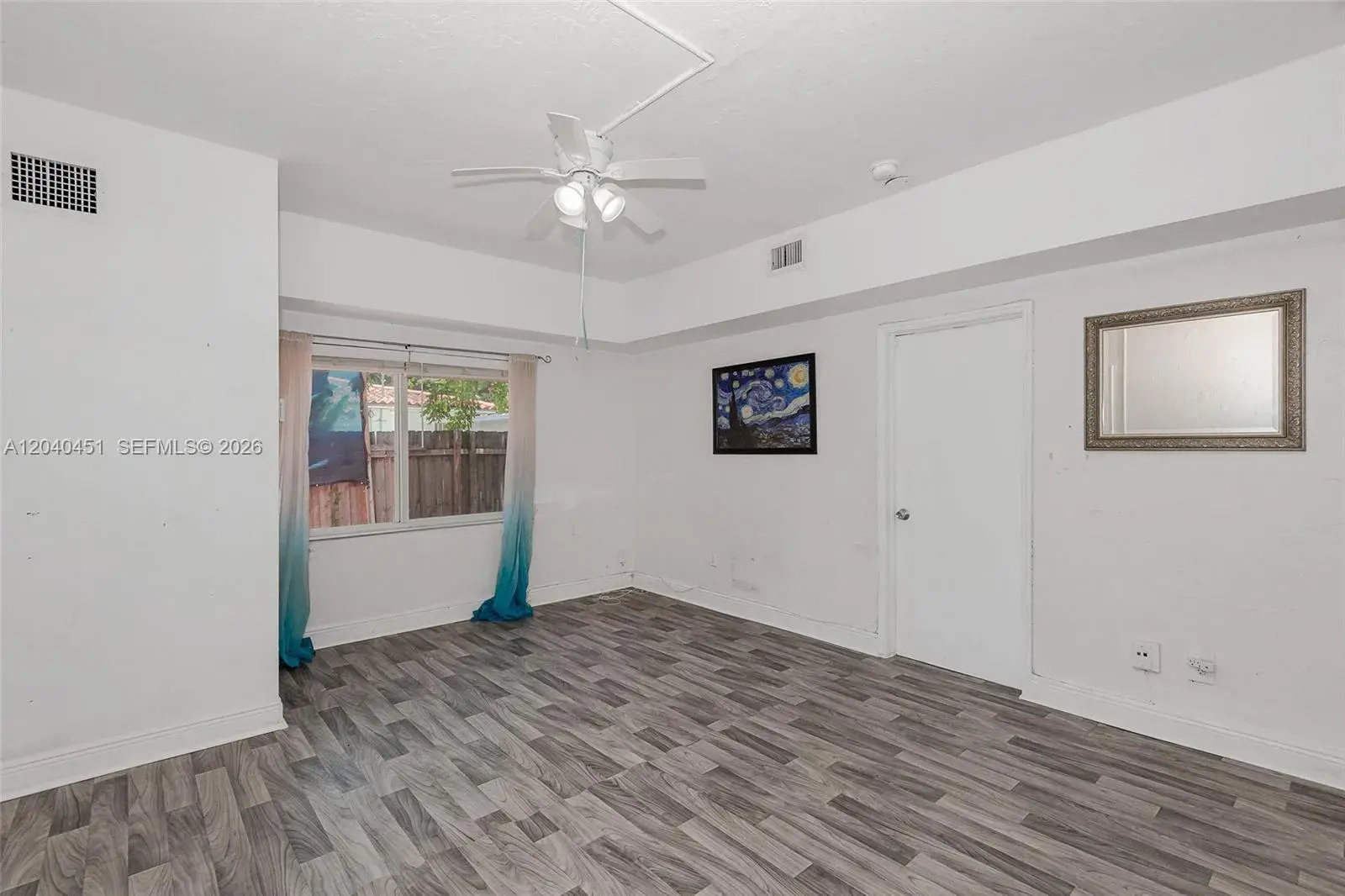 259 NE 111th St, Miami FL 33161