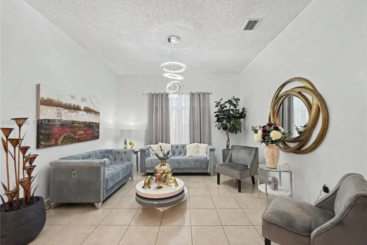 522 NE 20th Ave, Homestead FL 33033
