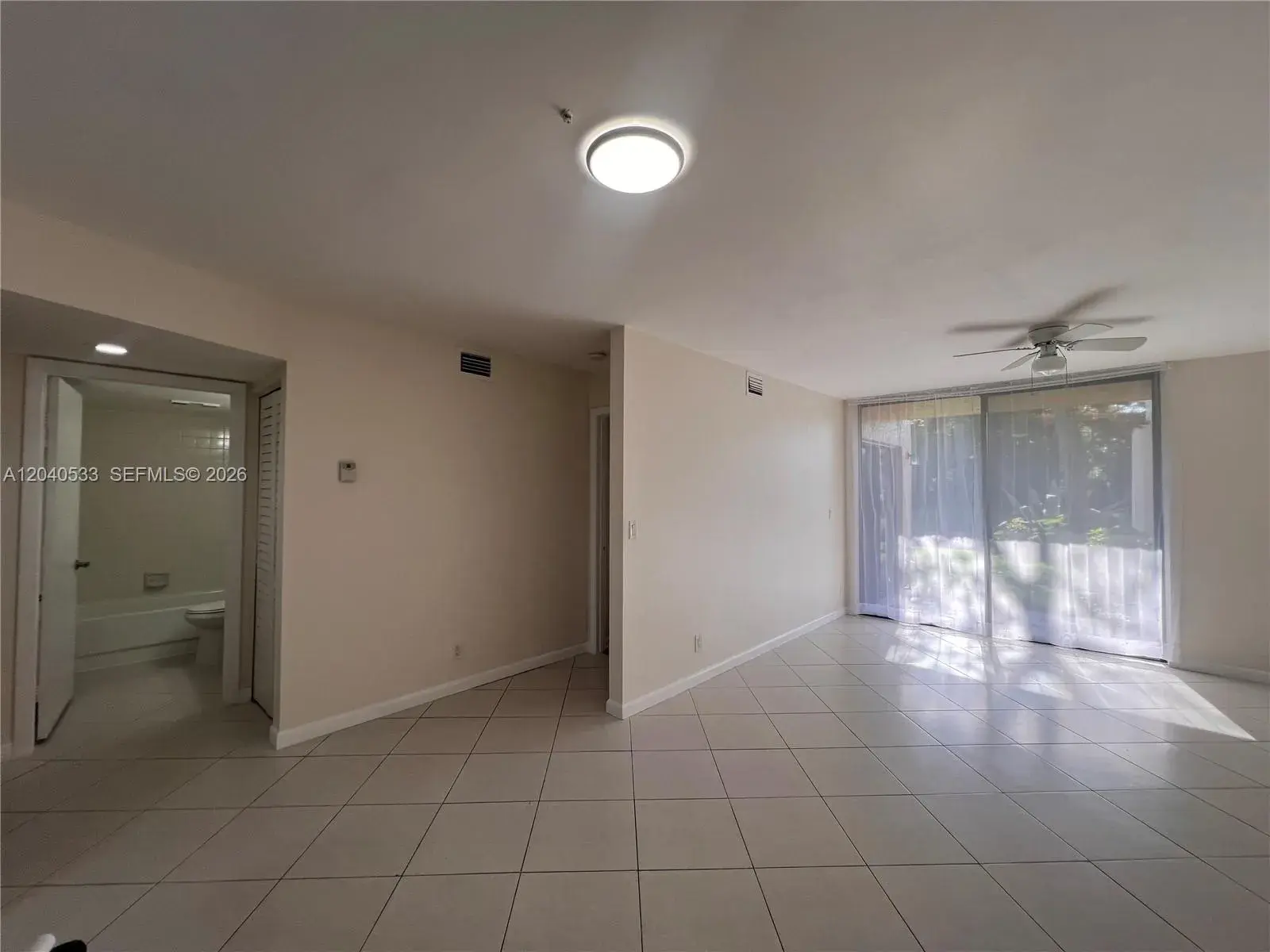 5661 Riverside Dr, Coral Springs FL 33067