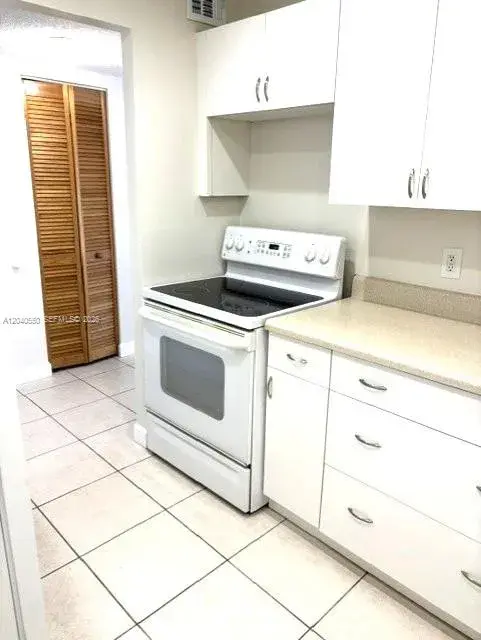 7785 SW 86th St # 113, Miami FL 33143