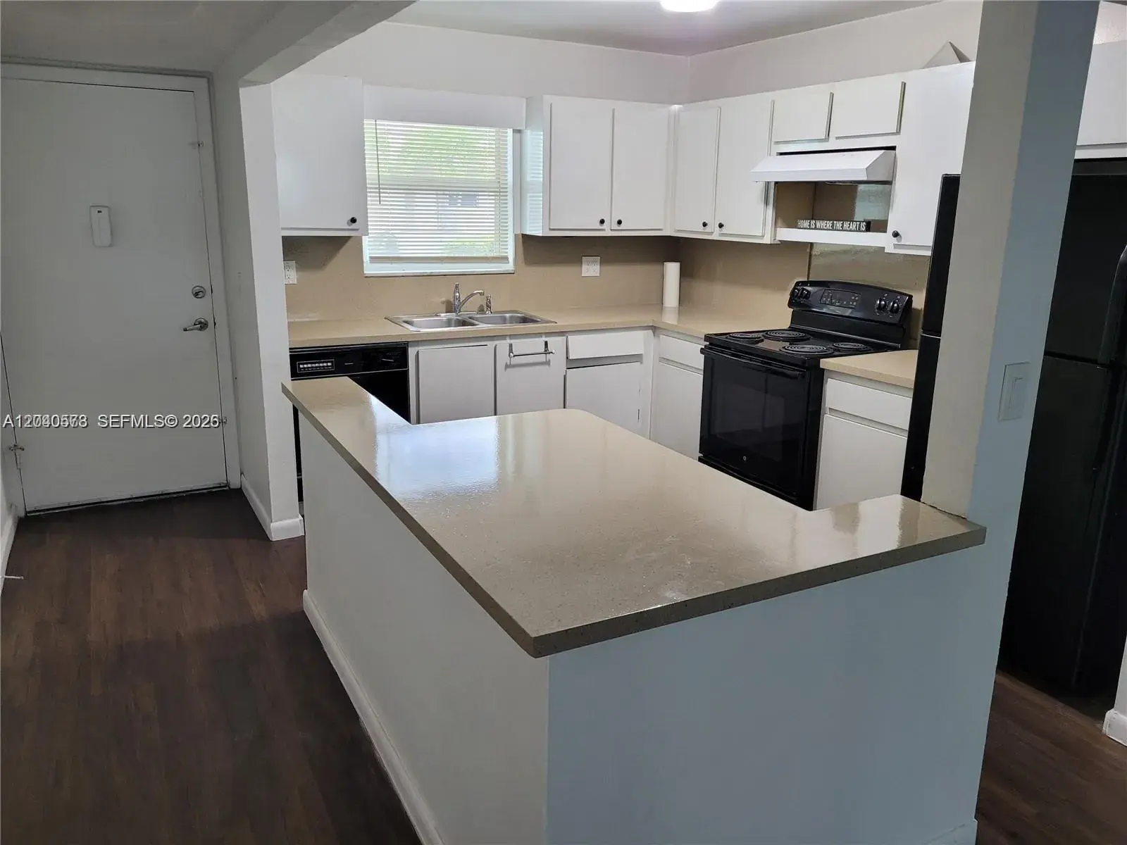 2832 W Fillmore St # 18, Hollywood FL 33020