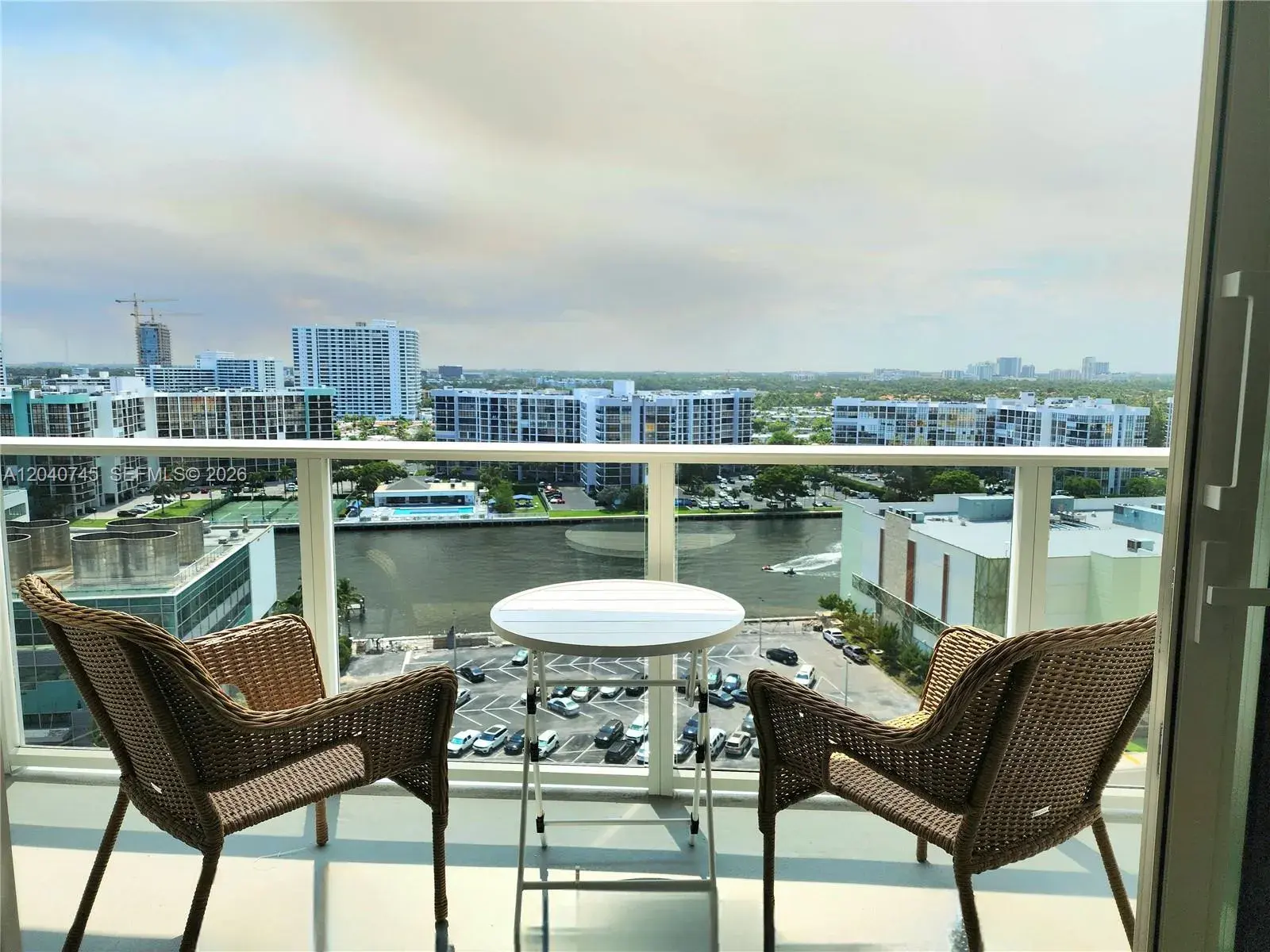 3505 S Ocean Dr # 1502, Hollywood FL 33019