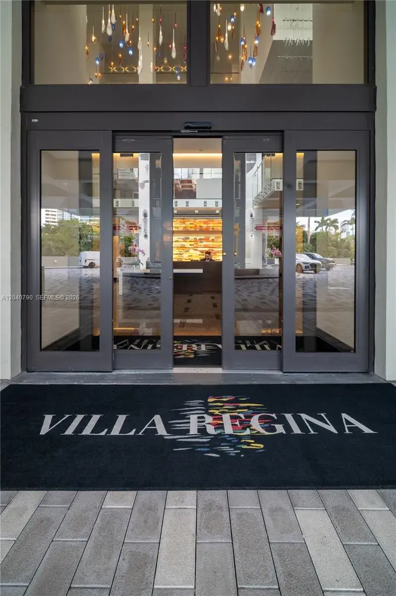 1581 Brickell Ave, Miami FL 33129