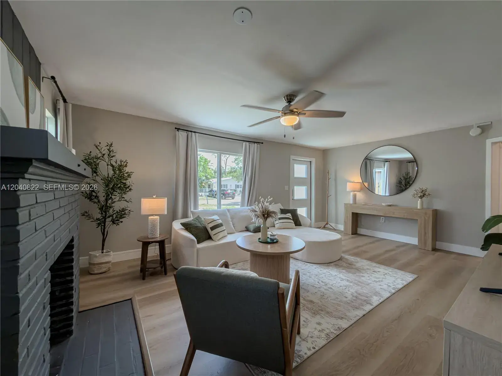 1813 SW 10th St, Fort Lauderdale FL 33312