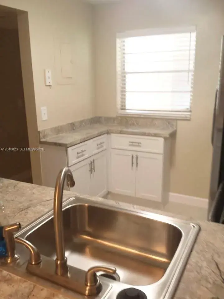 9235 Lagoon Pl # 109, Davie FL 33324