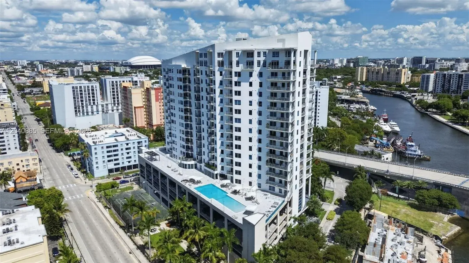 10 SW South River Dr # 1005, Miami FL 33130