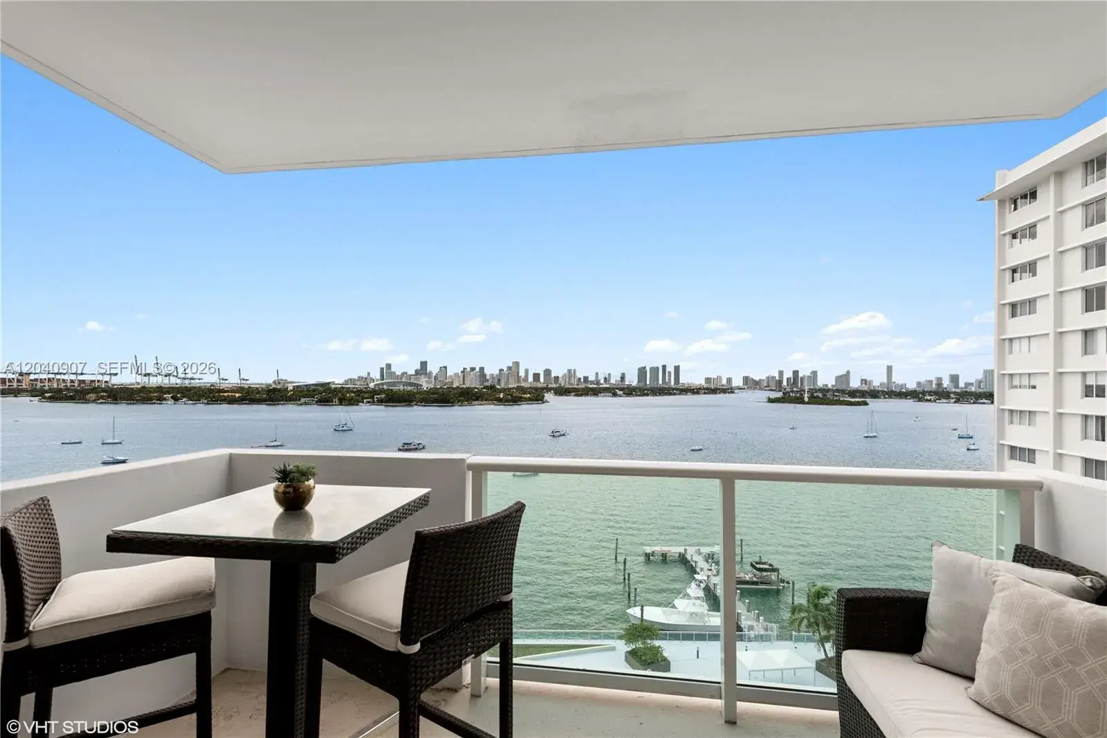 1 bedroom 1 bath Residential Lease for rent at 1200 West Ave # 1005, Miami Beach FL 33139
