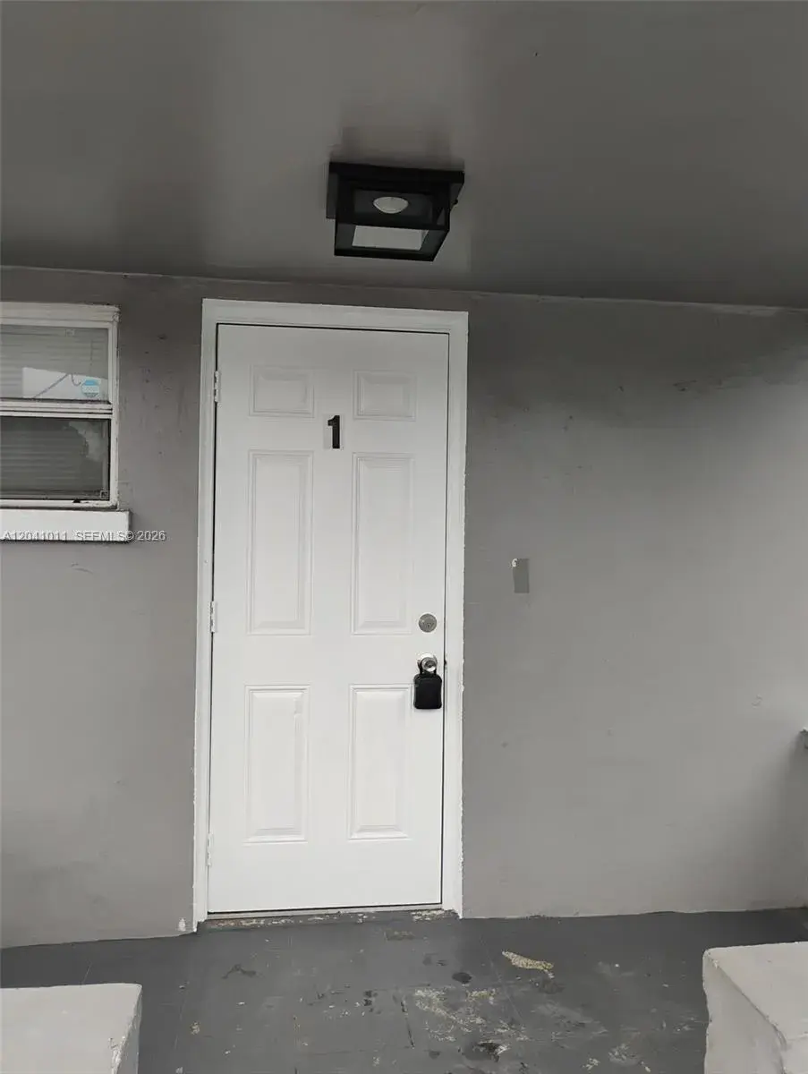 2325 Madison St # 1, Hollywood FL 33020