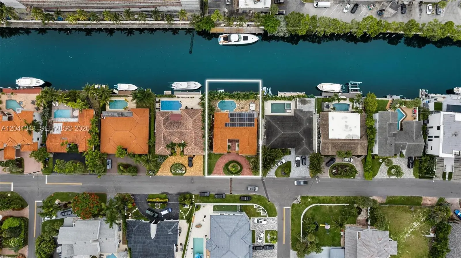 4 bedroom 3 bath for sale at 3220 NE 164th St, North Miami Beach FL 33160