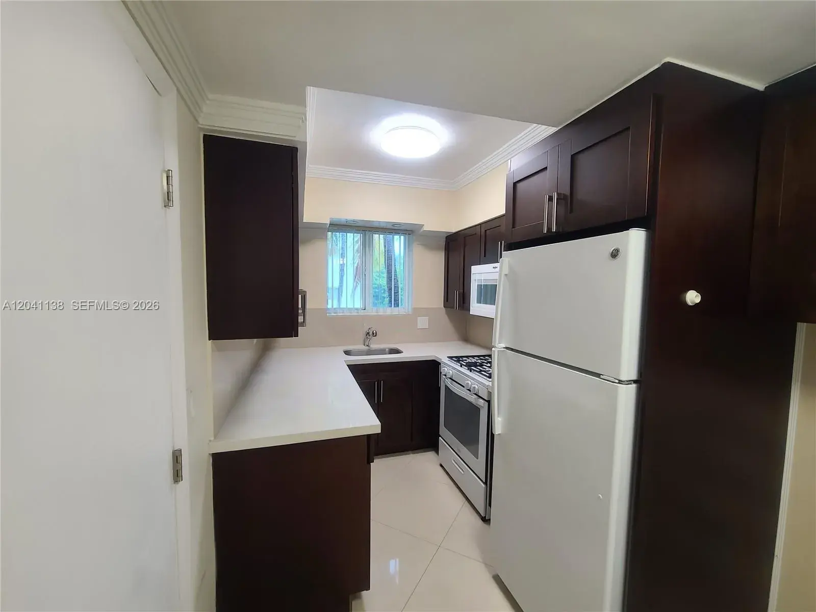 220 Collins Ave # 3B, Miami Beach FL 33139