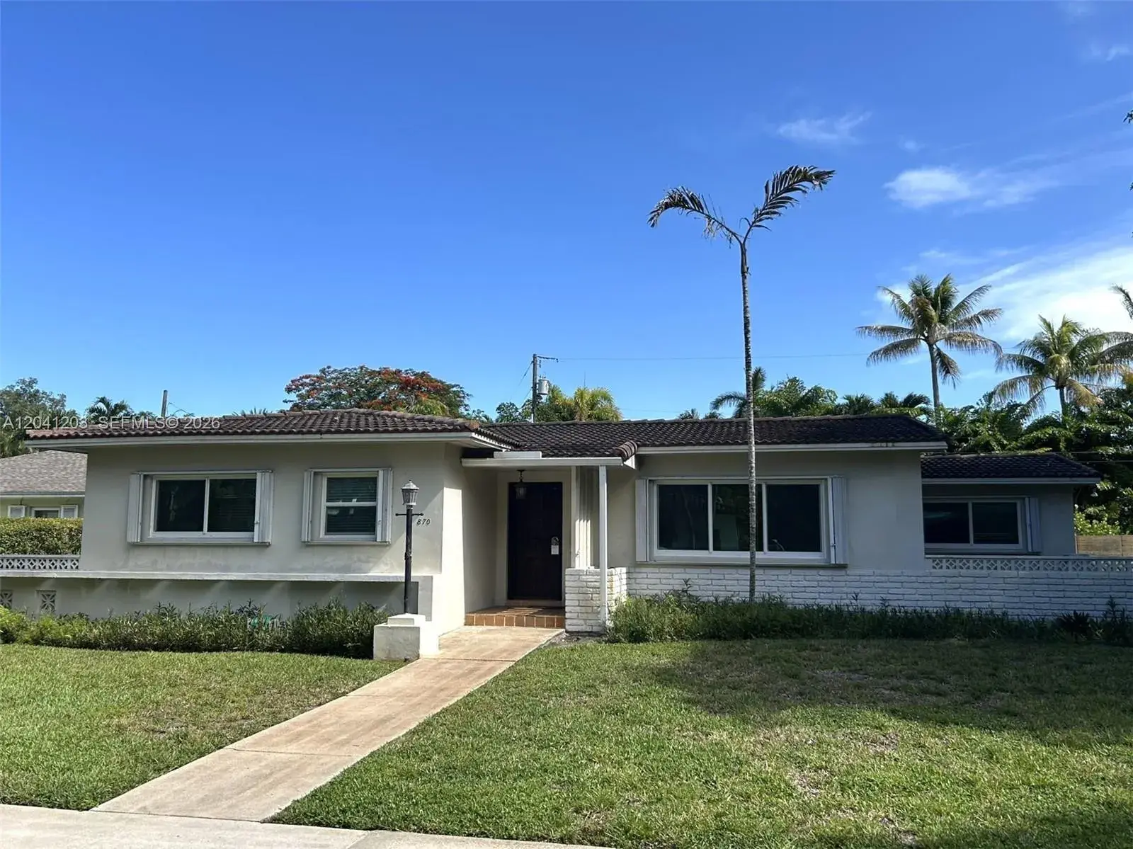 3 bedroom 2 bath for sale at 870 NE 97th St, Miami Shores FL 33138